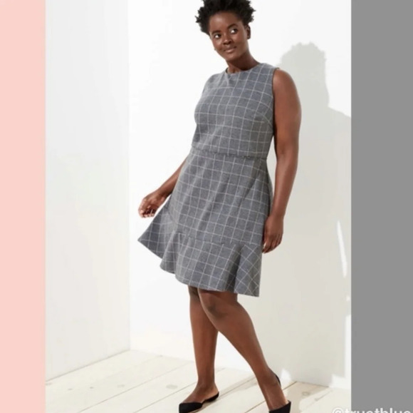 Ann Taylor LOFT Windowpane Plaid Shift Dress Ruffled Stretch Sleeveless - Picture 1 of 7